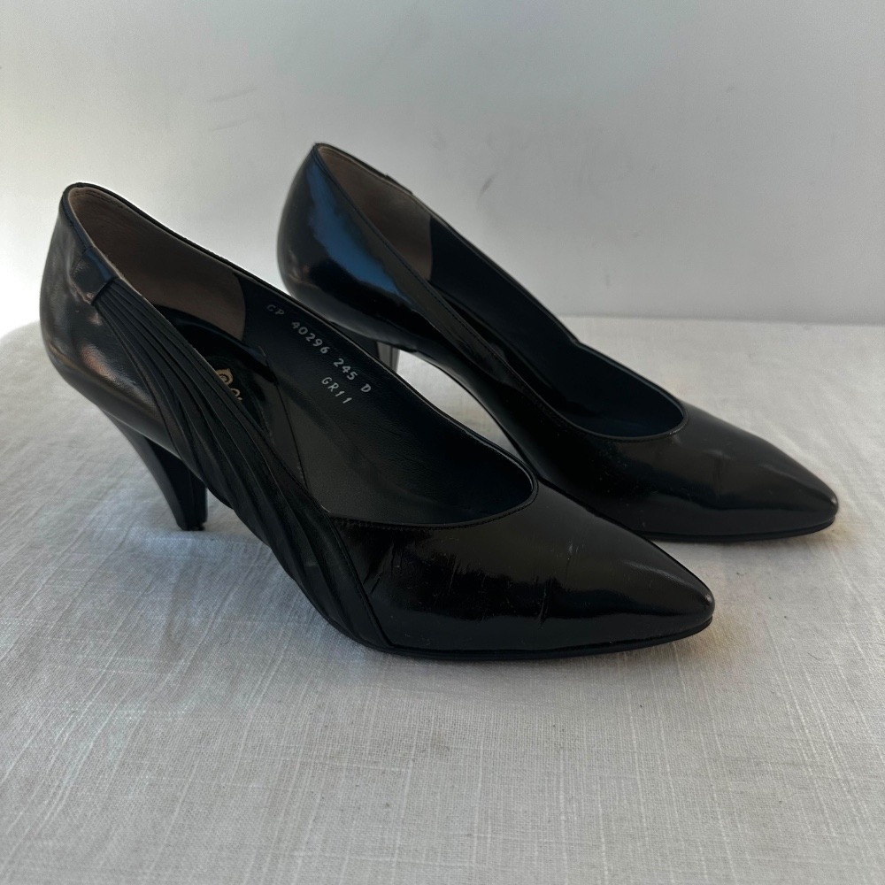 Pierre Cardin Vintage Black Patent Leather Heels Party‎ Career Pumps Size 6.5 - Picture 4 of 10